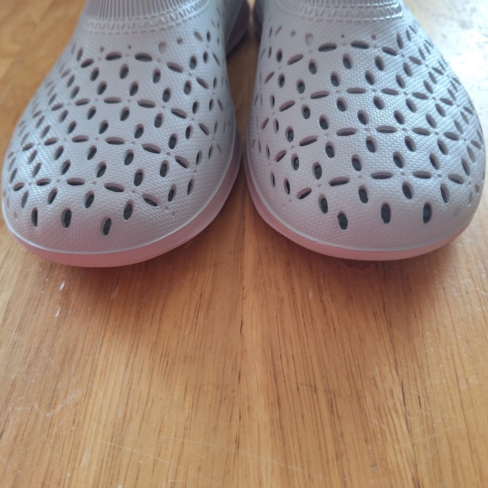 Skechers Jender Ballet Water Shoes Womens 6 Gray Pink Beachy Coastal Vacation - Picture 2 of 11